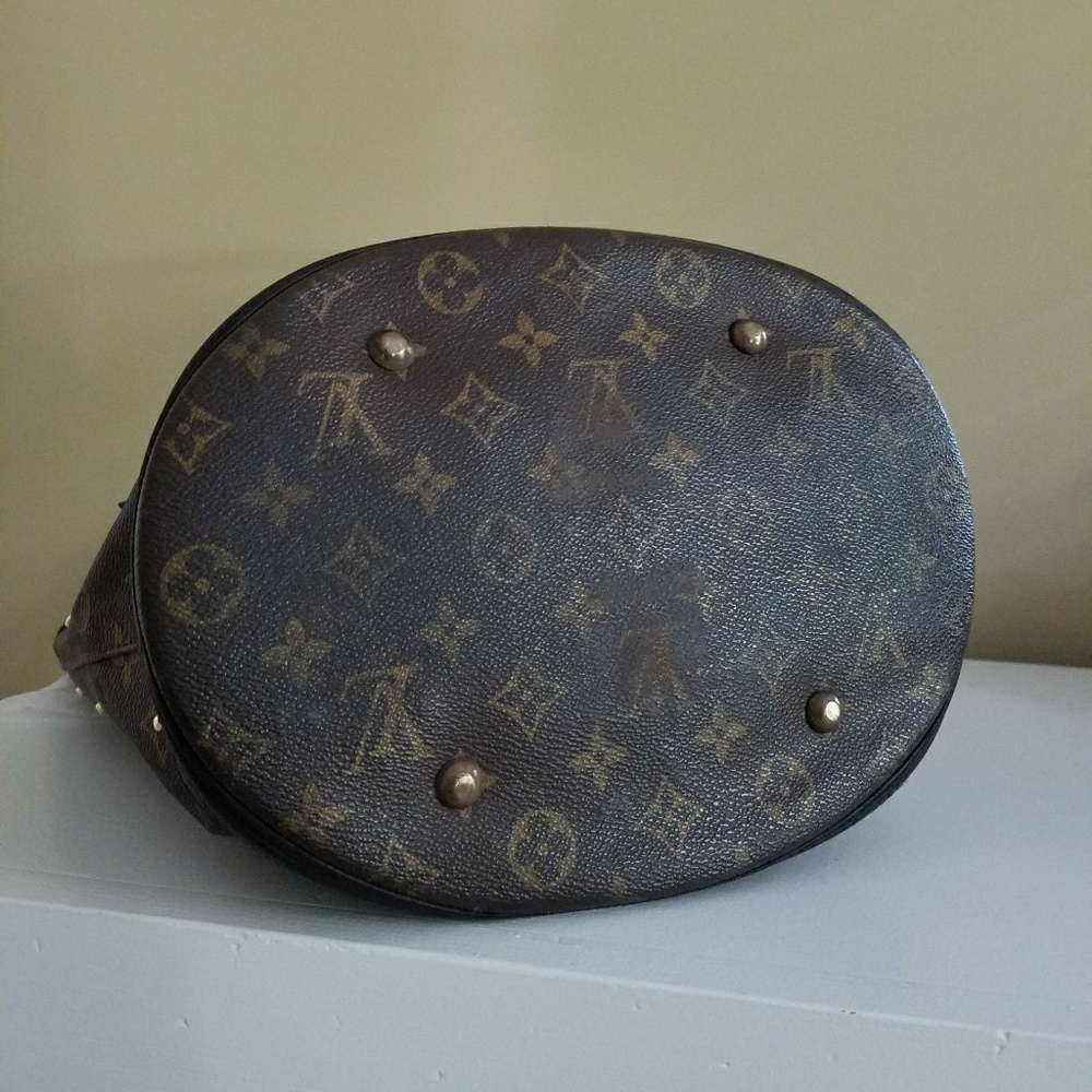 Louis Vuitton Bucket GM Revamped - Picture 7 of 7